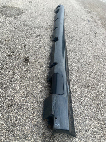 Alfa Romeo 156 Left Side Skirt Jacking Point Cap (Sport Versions) - 156019187